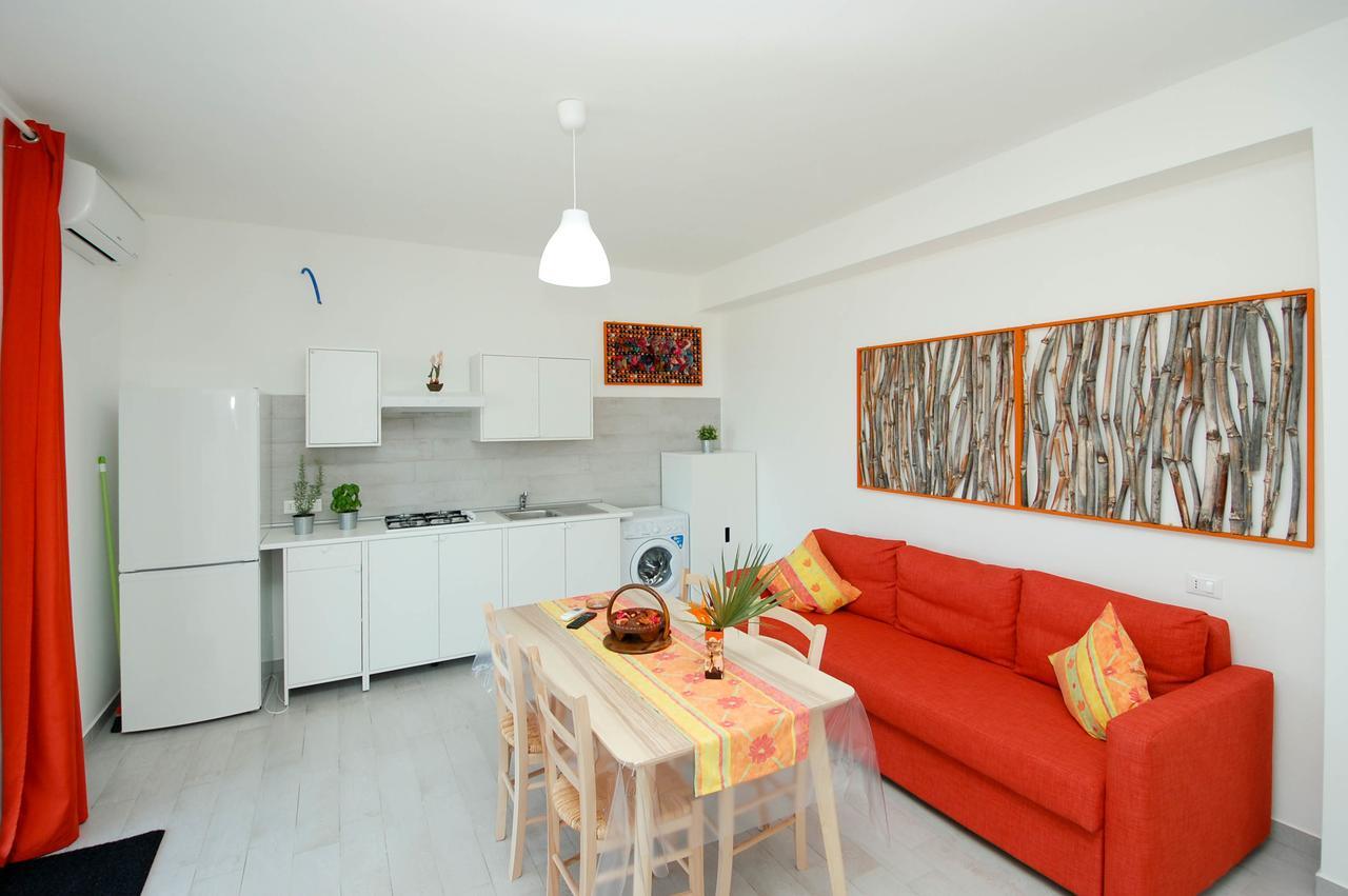 Villa Barbara...A 100 Passi Dal Mare!!!! Lascari Εξωτερικό φωτογραφία